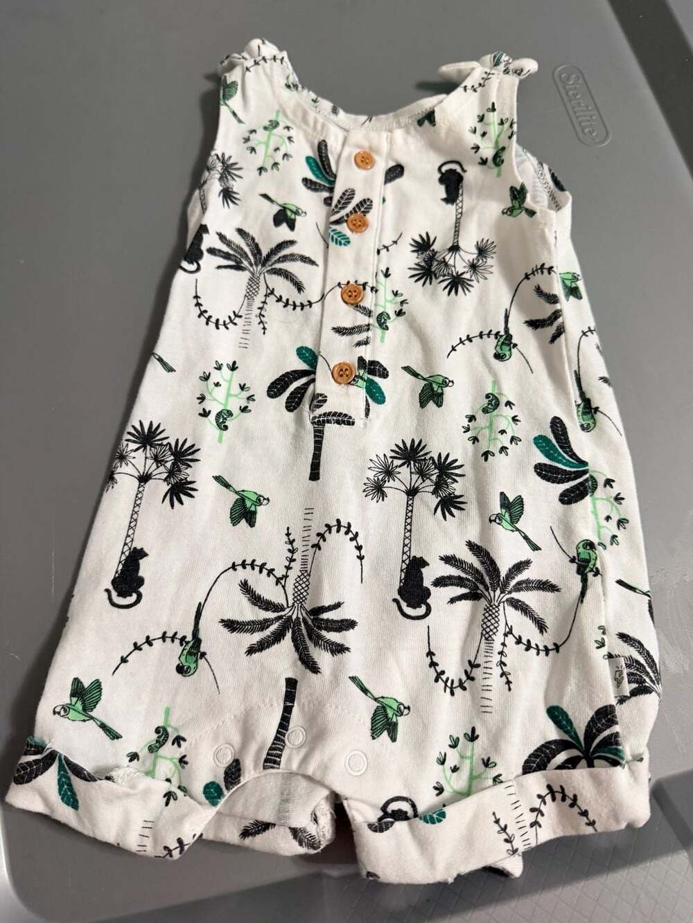 Mini Heroes Jungle Safari Print Sleeveless Romper Size 0-3M